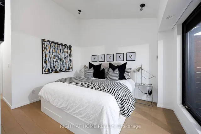 Additional image 22 of 50 Bartlett Ave Unit 4