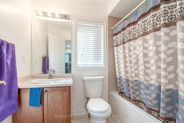 Additional image 30 of 27 Silvershadow Terr