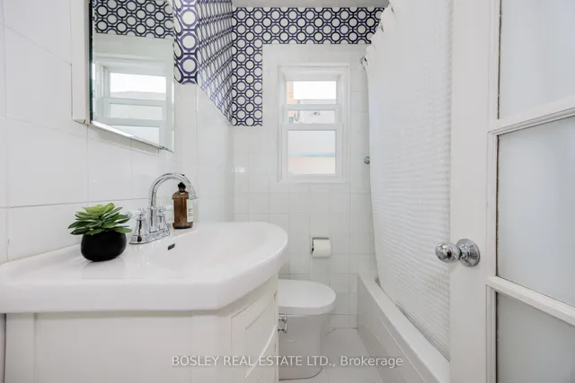 Additional image 15 of 85 Manderley Dr