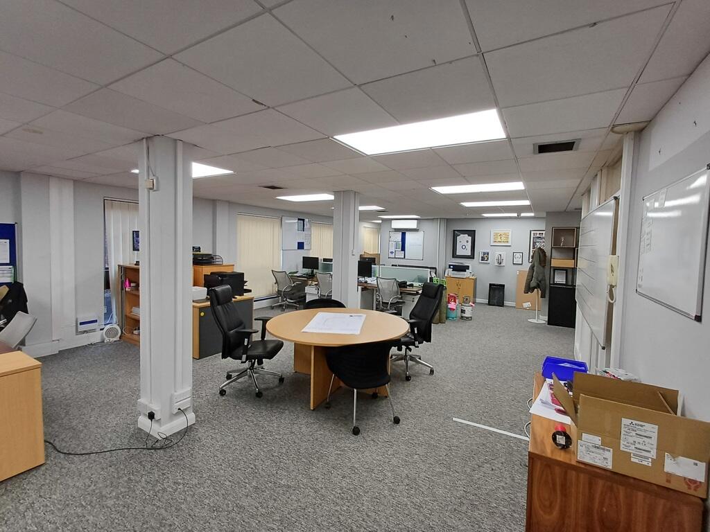 Additional image 8 of Lower Ground, Alban Row, 27-31 Verulam Road, St Albans, Hertfordshire, AL3