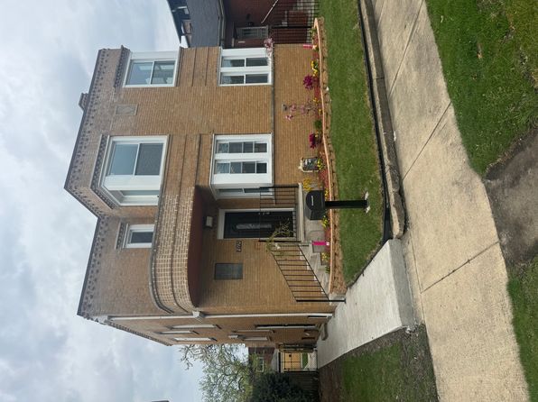 8110 S Chappel Ave, Chicago, IL 60617