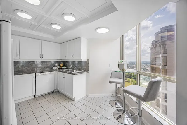 Additional image 15 of 55 Kingsbridge Garden Circ Unit 2213