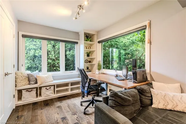 Additional image 35 of 4 Southmeadow Crt