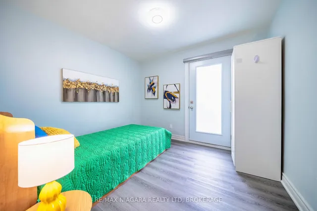 Additional image 30 of 341 Clinton St