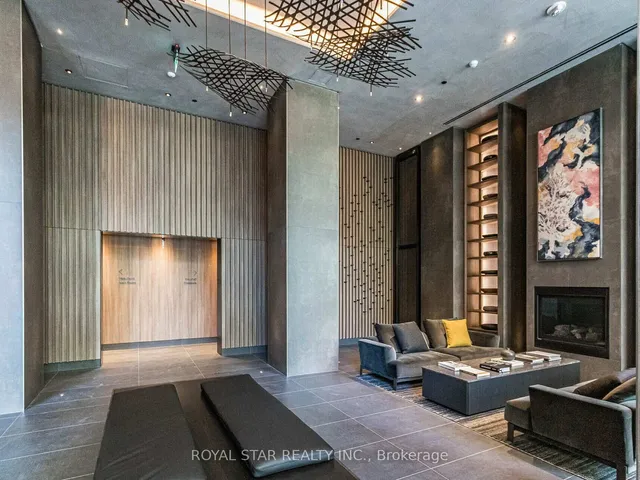 Additional image 29 of 55 Charles St Unit 2706