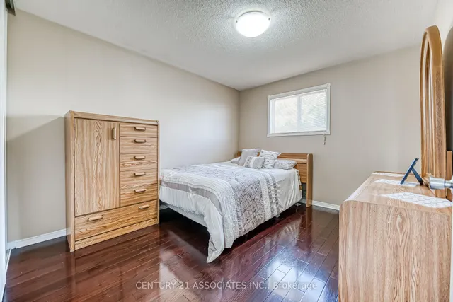 Additional image 29 of 5785 Sidmouth St