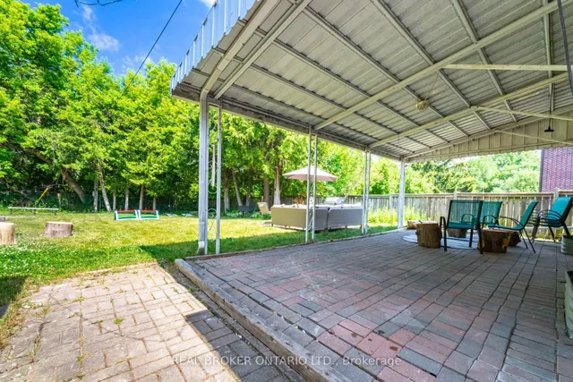 Additional image 33 of 18 Adanac Dr