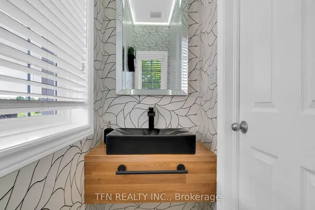 Additional image 17 of 73 Medici Lane Unit 5