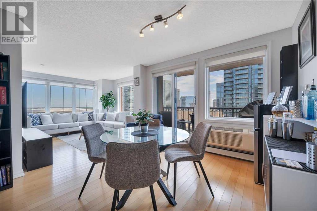 1707, 10180 104 Street|Edmonton, Alberta T5J1A7