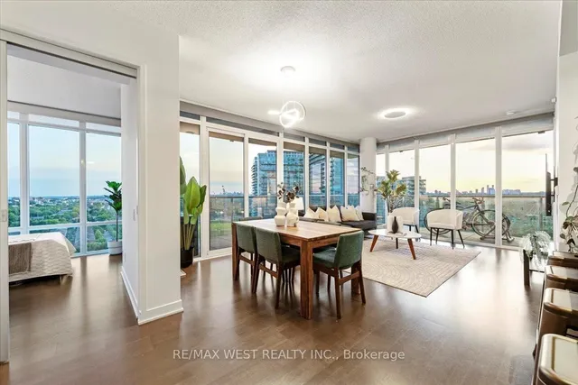 88 Park Lawn Rd Unit 2116