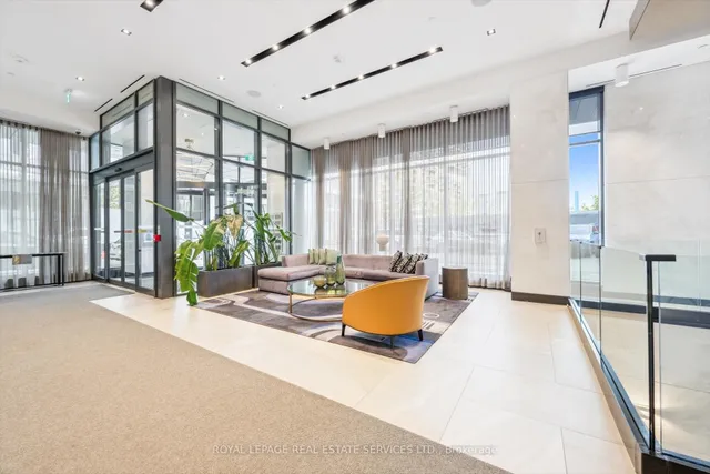 Additional image 5 of 1 Edgewater Dr Unit GPH27