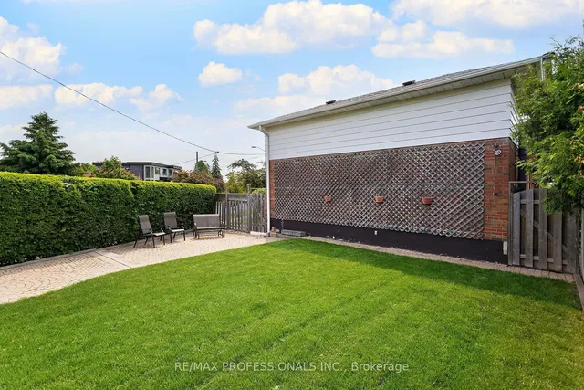 Additional image 30 of 14 Baskerville Cres