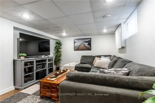 Additional image 21 of 75 McElroy Rd