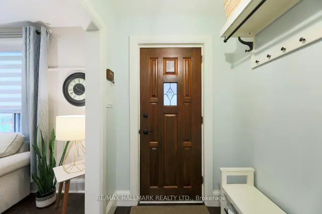 Additional image 2 of 321 Victoria Park Ave