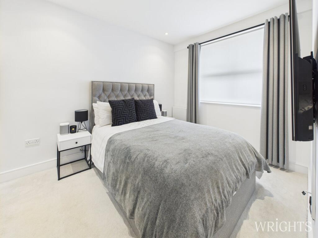 Additional image 8 of Great North Road, Hatfield, AL9