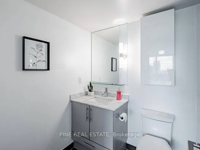 Additional image 11 of 320 Richmond St Unit 1103