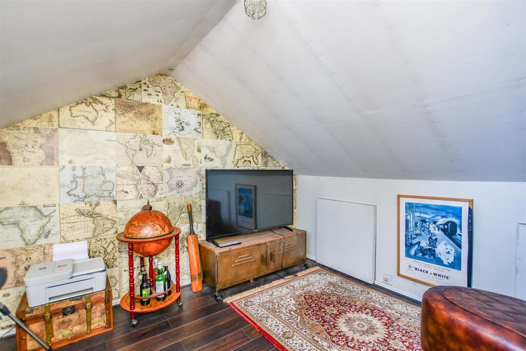 Additional image 11 of Old Cottages, Bell Lane, London Colney, St. Albans