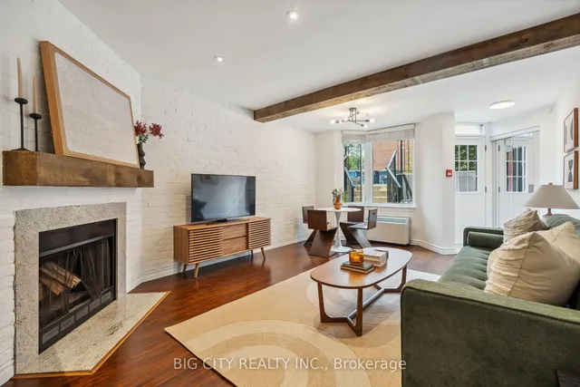 Additional image 5 of 570 Wellington St Unit 12B