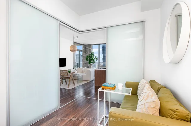 Additional image 13 of 110 Charles St Unit 3504