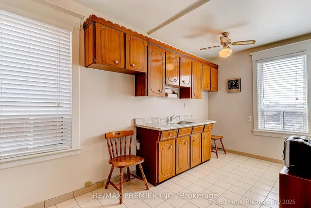 房产图片 12 - 112 Caledonia Rd