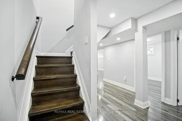 Additional image 25 of 21 Chopin Cres