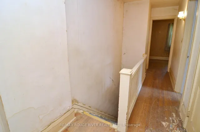 Additional image 23 of 120 Castlefield Ave