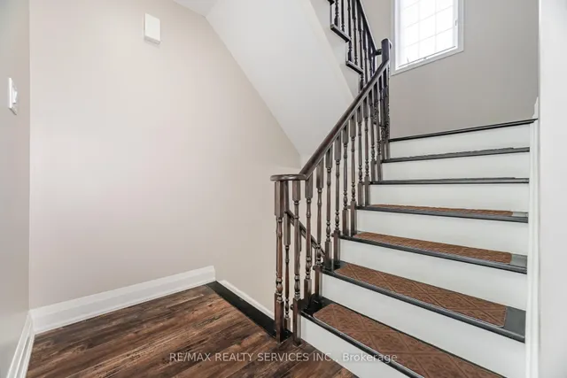 Additional image 35 of 2 Clay Brick Crt Unit 21