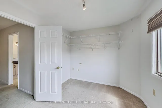 Additional image 25 of 59 Adirondack Cres