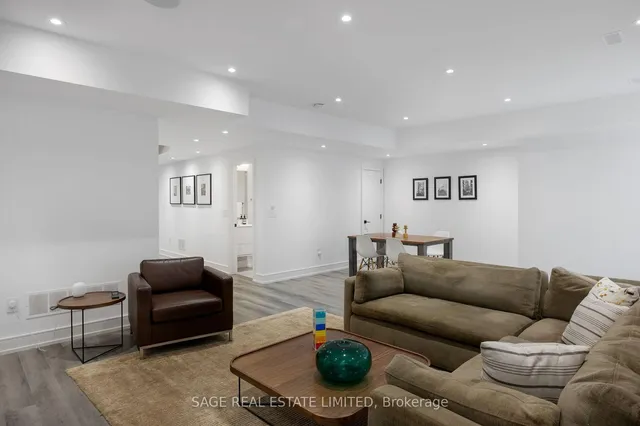 Additional image 40 of 24 Squires Ave