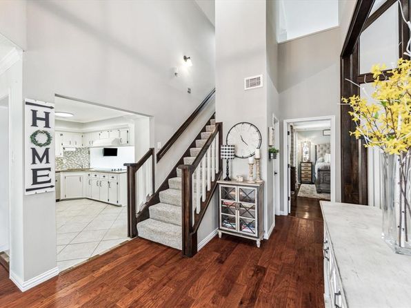 12803 Suffolk Chase Ln, Houston, TX 77077