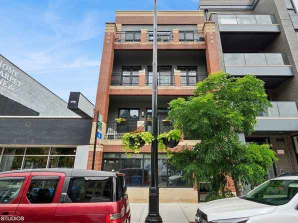 3059 N Lincoln Ave APT C, Chicago, IL 60657
