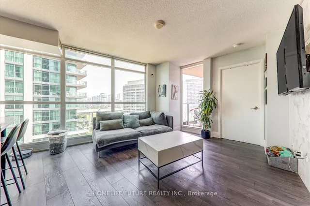 Additional image 17 of 215 Fort York Blvd Unit 1011