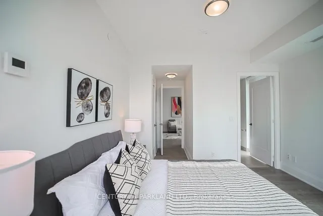 Additional image 18 of 101 Erskine Ave Unit 2207