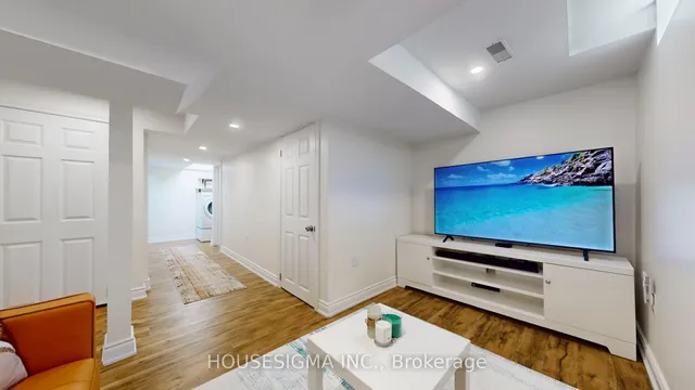 Additional image 23 of 1630 Samuelson Circ