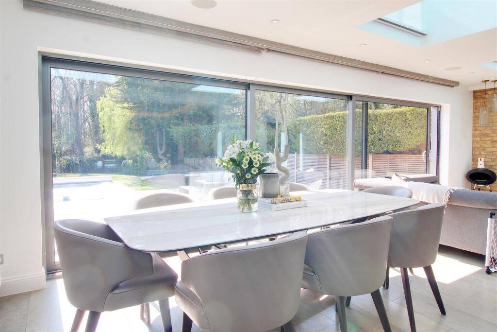 Additional image 9 of The Grove, Brookmans Park