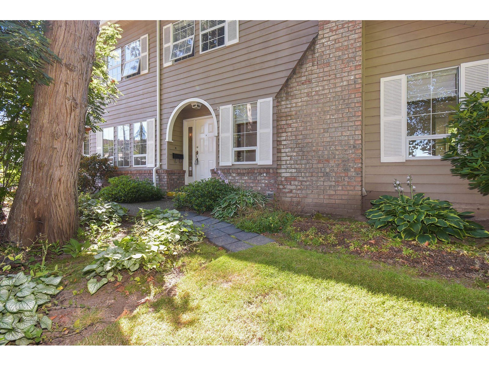 1 21848 50 AVENUE|Langley, British Columbia V3A8A9