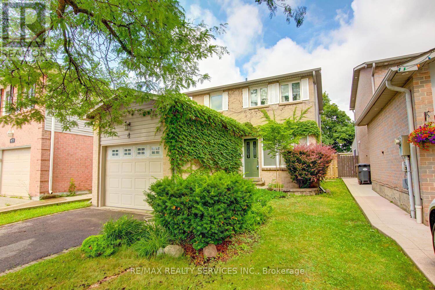 Property image for 4 STEVEN COURT|Brampton (Heart Lake West), Ontario L6Z3A8