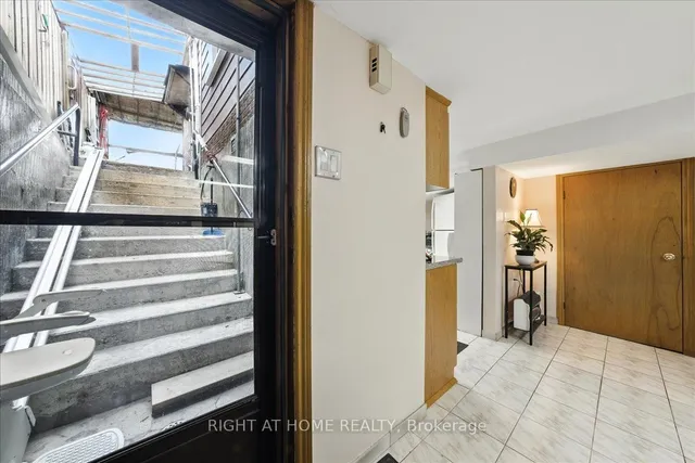 Additional image 37 of 449 Roxton Rd