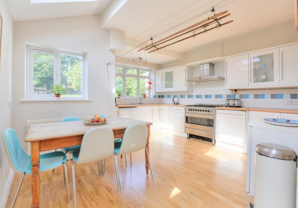 Additional image 3 of Flora Grove, St Albans, Herts, AL1