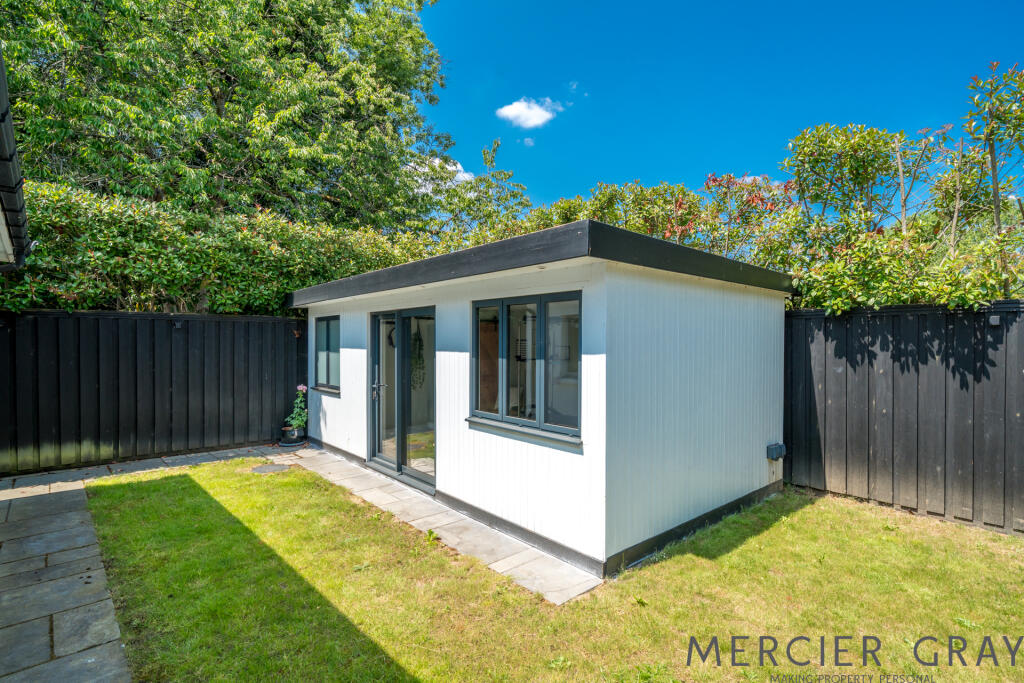 Additional image 15 of North Lodge, The Drive, Brookmans Park, AL9