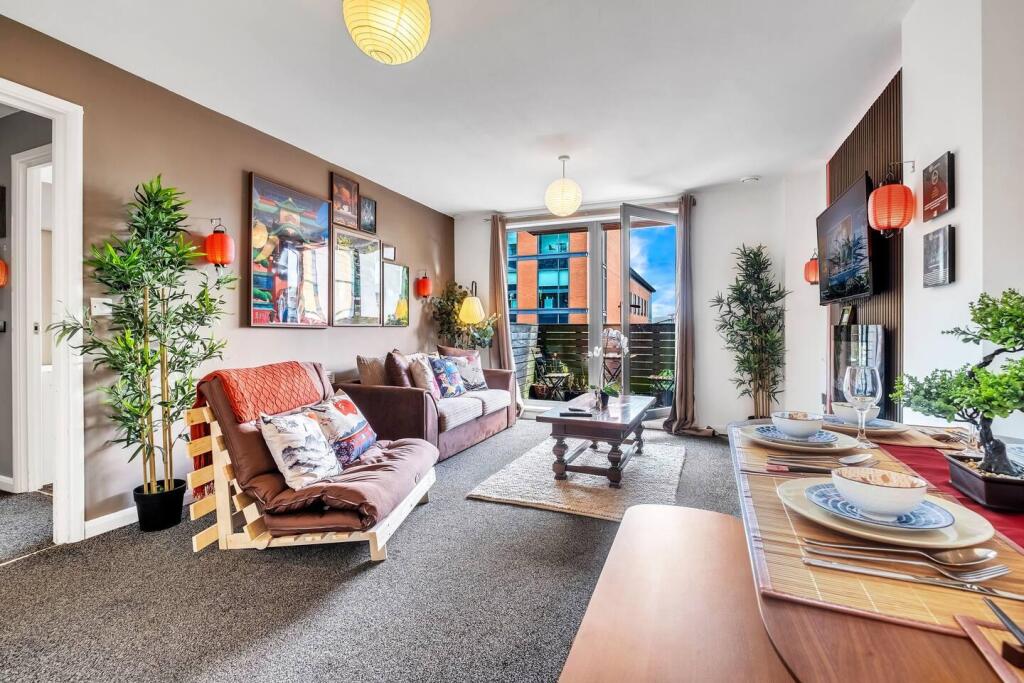 Additional image 39 of 165 Granville Street