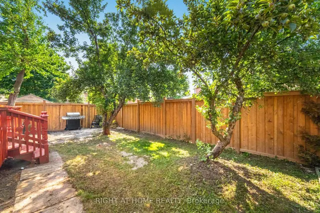 Additional image 50 of 325 Harrowsmith Dr