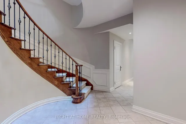 Additional image 40 of 133 Norton Ave