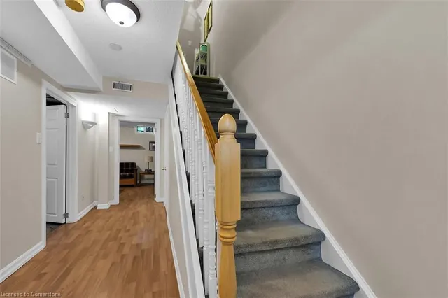 房产图片 29 - 10 Cadham Blvd 单元17