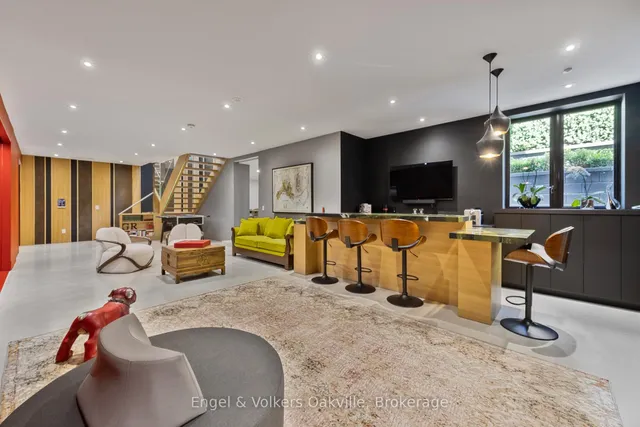 Additional image 29 of 1516 Duncan Rd