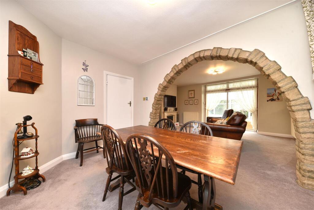 Additional image 11 of Westland Drive, Brookmans Park, Hatfield