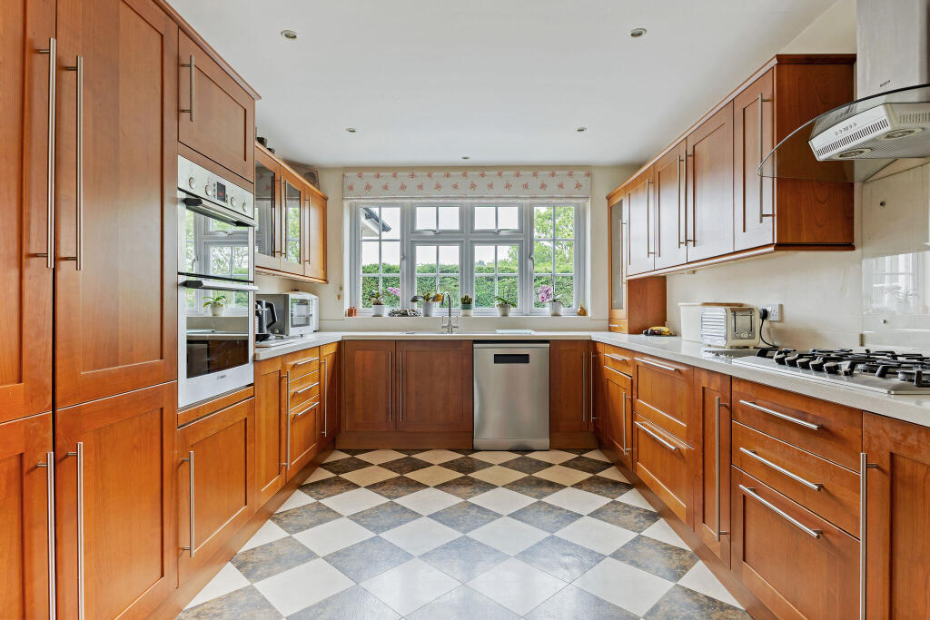 Additional image 10 of Luton Road, Harpenden, AL5