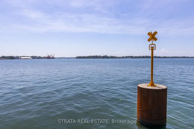 Additional image 3 of 55 Merchants' Wharf Unit 415