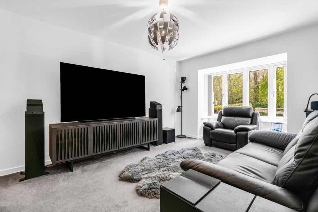 Additional image 7 of Victoria Close, Welwyn Garden City, Hertfordshire, AL7