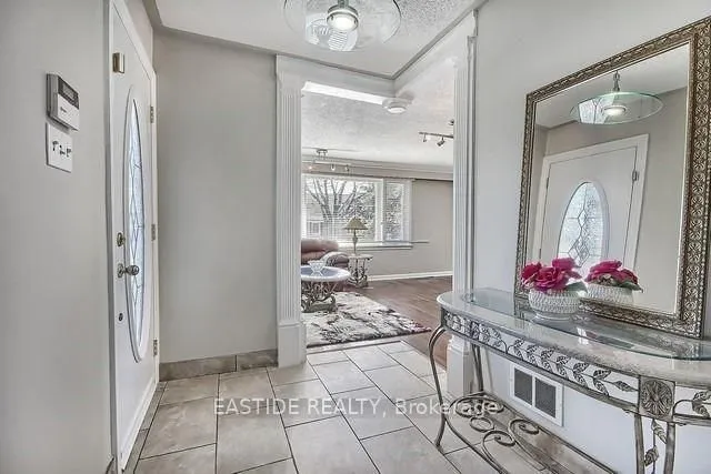 Additional image 4 of 182 Moore Park Ave